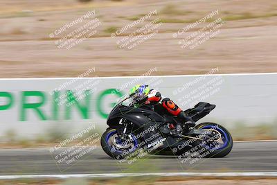 media/Jun-04-2022-WERA (Sat) [[b852bbbd55]]/Race 9 LW Twins Superbike V6 LW D Superstock/